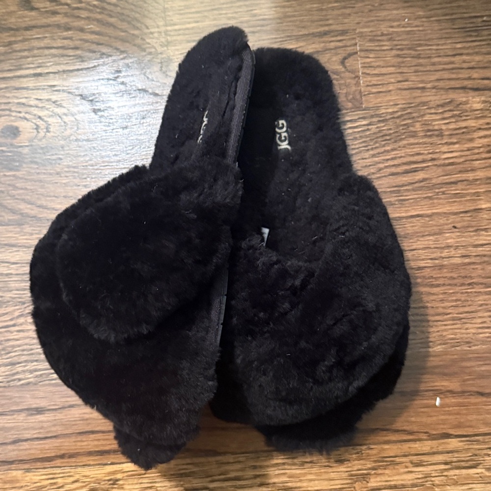 UGG Black Plush Slippers - Picture 2 of 4